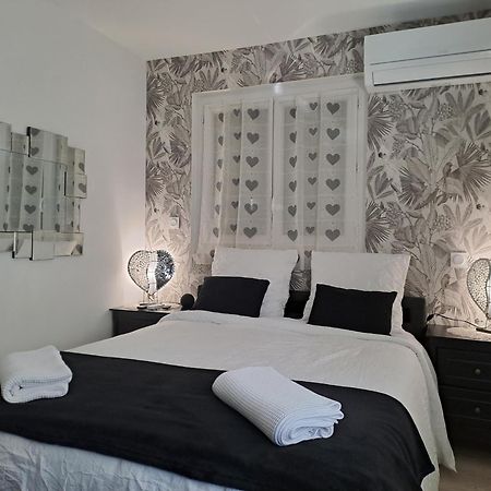 Les Pieds Dans L'Eau Apartment Sainte-Marie-la-Mer Luaran gambar