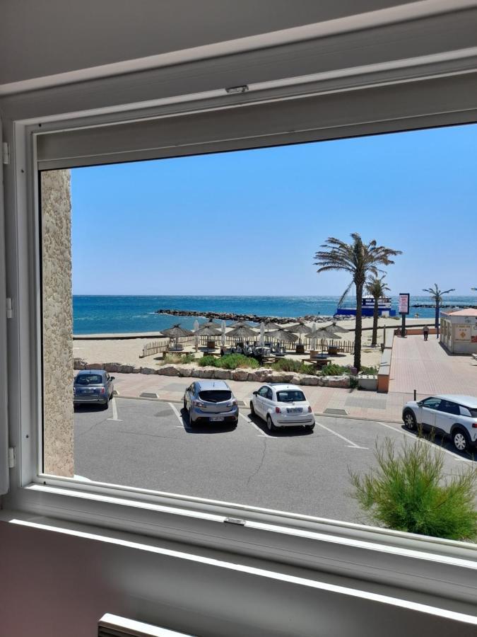 Les Pieds Dans L'Eau Apartment Sainte-Marie-la-Mer Luaran gambar